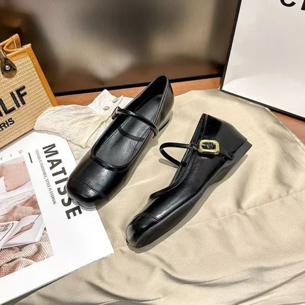 รองเท้าแมรี่เจน สีทึบสไตล์ย้อนยุคฝรั่งเศส