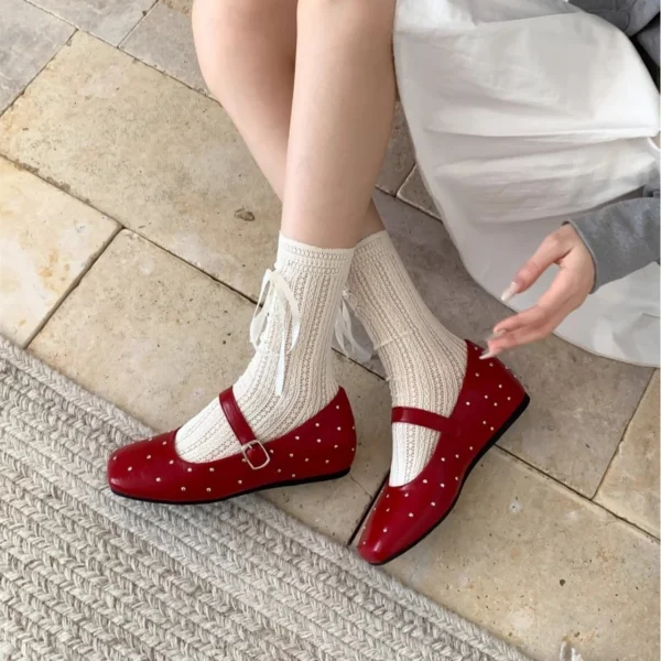 รองเท้าแมรี่เจนหัวเหลี่ยมลายจุด สไตล์ย้อนยุค